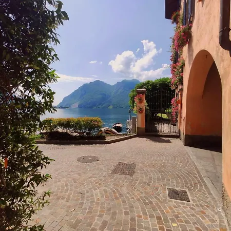 La Casina Al Mandello del Lario